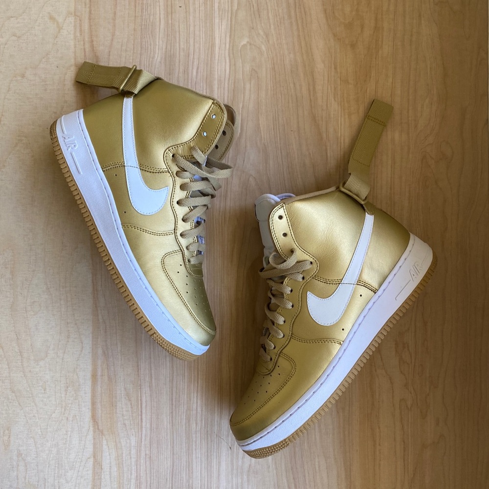 *SOLD* Nike Air Force 1 High QS “Gold” US Men 11